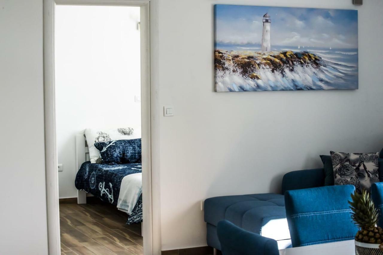 Blue Pearl Apartment Rogoznica  Ngoại thất bức ảnh