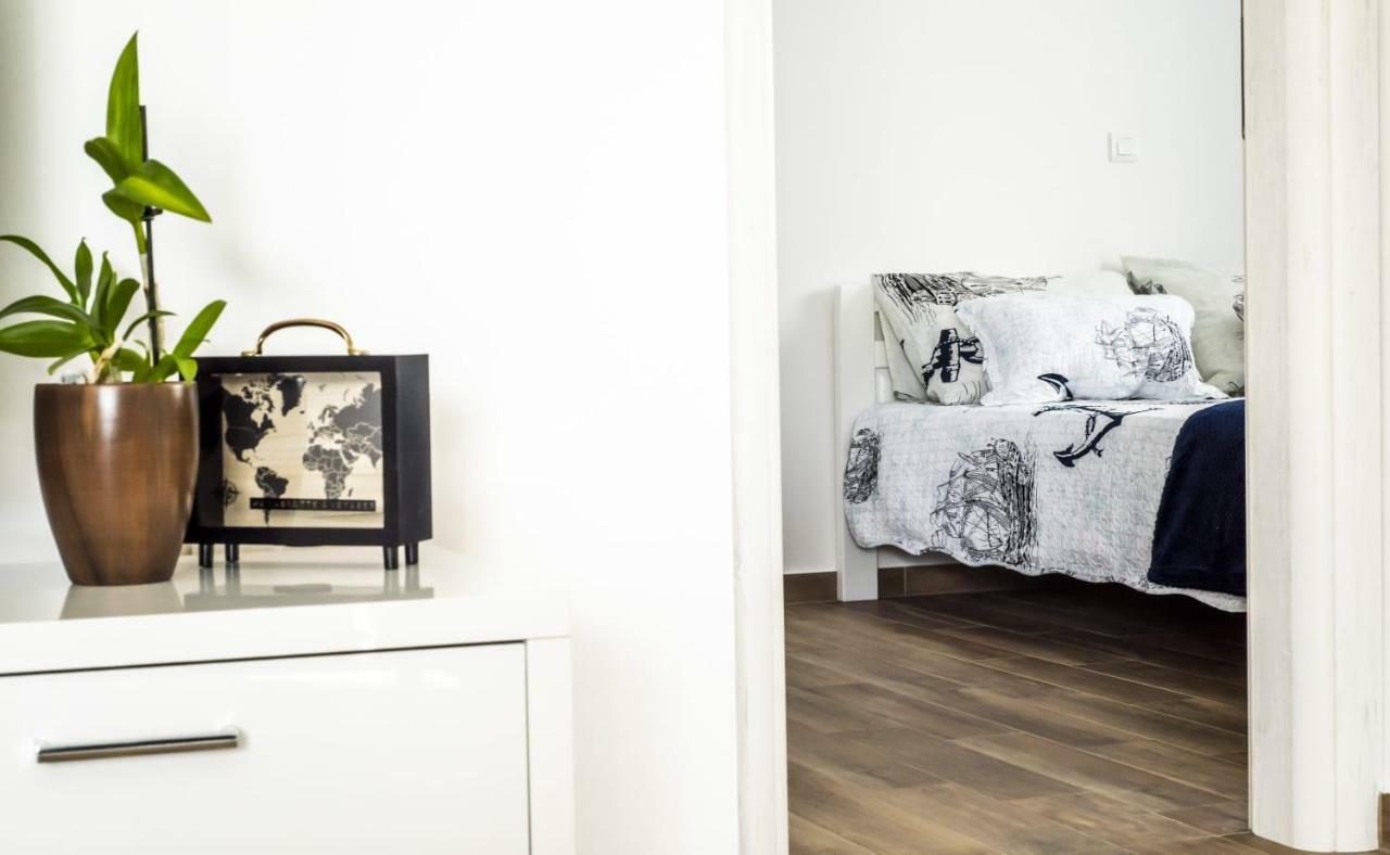 Blue Pearl Apartment Rogoznica  Ngoại thất bức ảnh