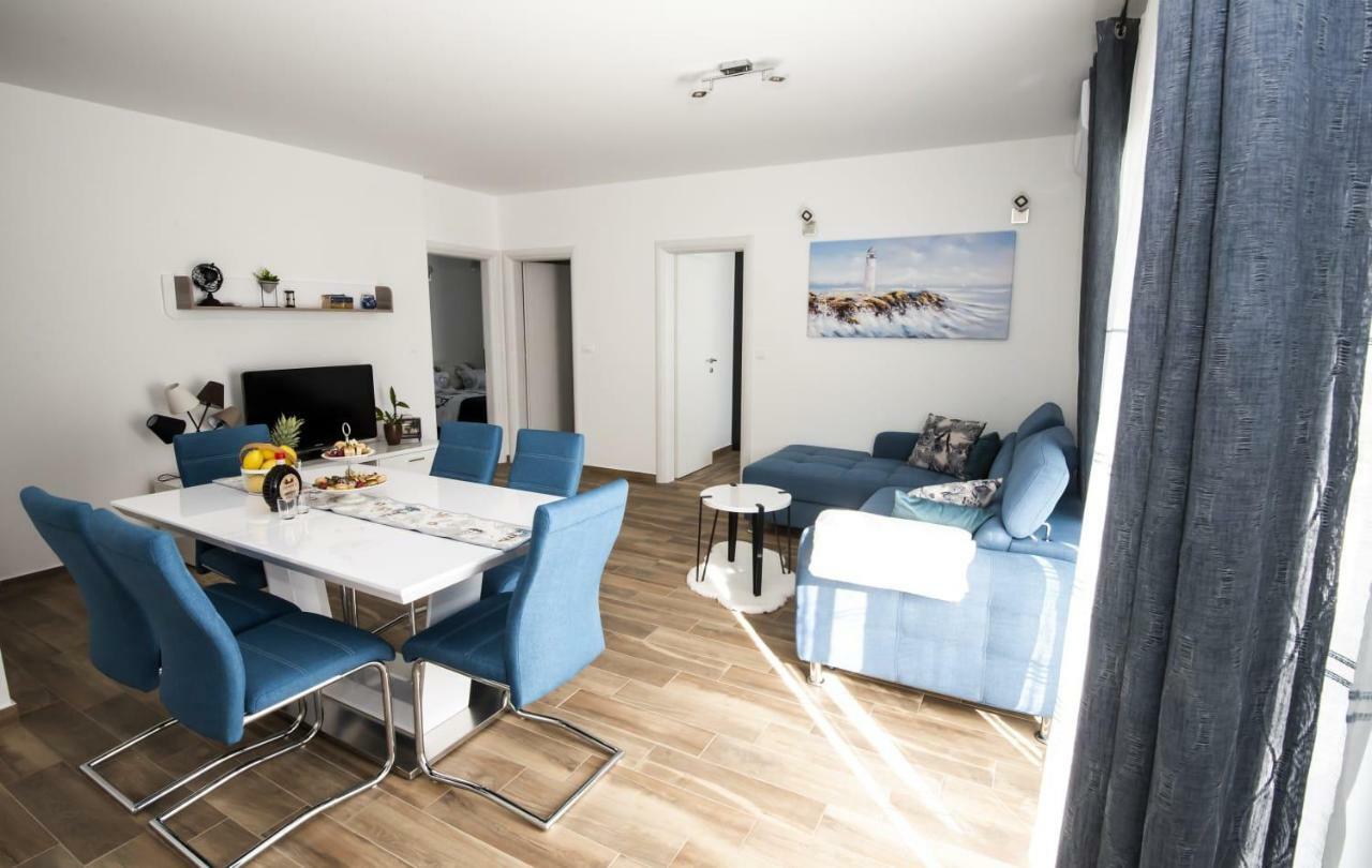 Blue Pearl Apartment Rogoznica  Ngoại thất bức ảnh